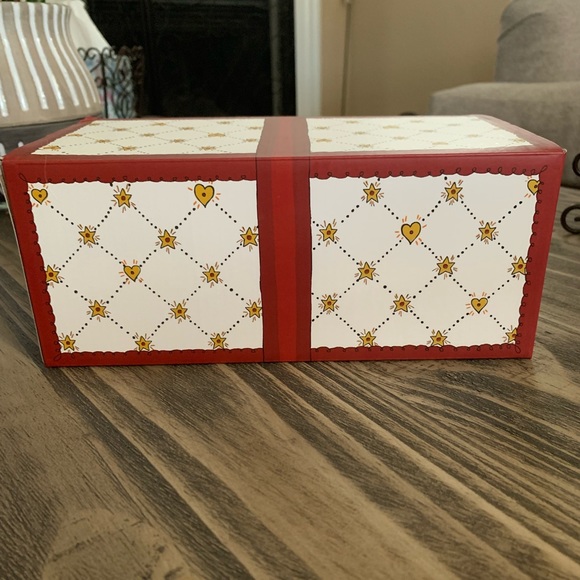 Brighton Set of 2 Large Tea Coffee Cups Festive VIP Gift LOVE New in Box - Picture 8 of 10